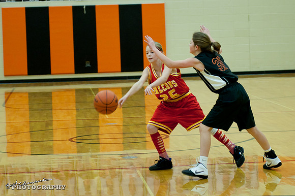 2011_11_17 Game 01-0052