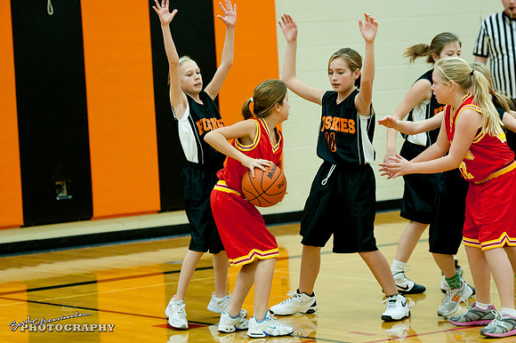 2011_11_17 Game 01-0090