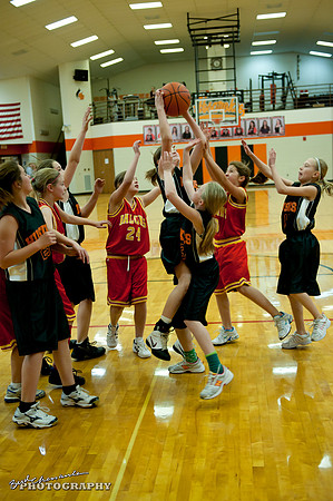 2011_11_17 Game 01-0039
