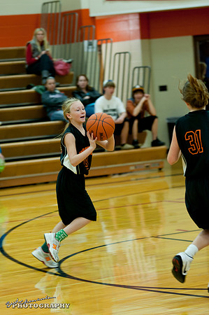 2011_11_17 Game 01-0100