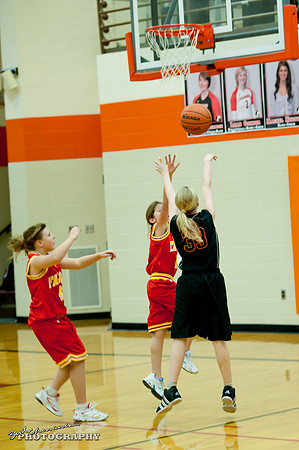 2011_11_17 Game 01-0122