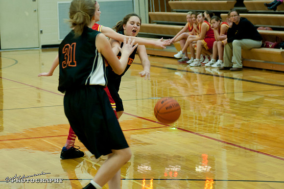2011_11_17 Game 01-0080
