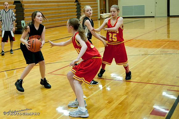 2011_11_17 Game 01-0059