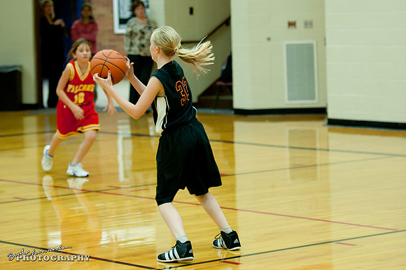 2011_11_17 Game 01-0121