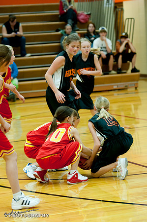2011_11_17 Game 01-0105