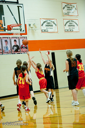 2011_11_17 Game 01-0138