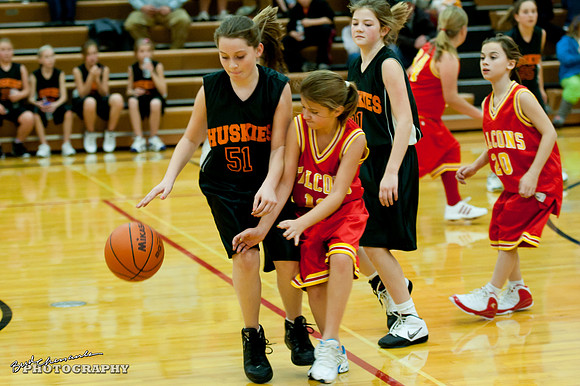 2011_11_17 Game 01-0123