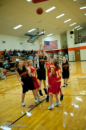 2011_11_17 Game 01-0043