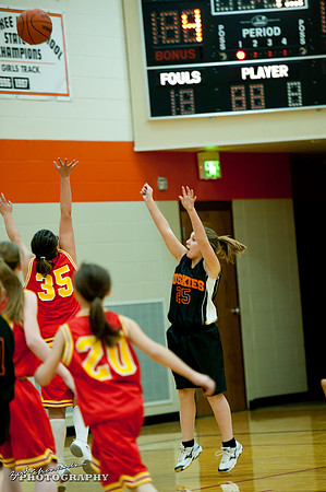2011_11_17 Game 01-0016