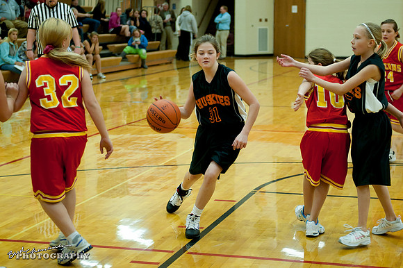 2011_11_17 Game 01-0035